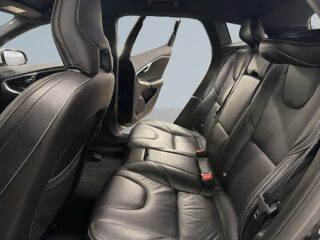 Volvo V40 D4 Geartronic R-Design S&V-Hjul/Drag/Kamera/H/K/Skinn – bild 13