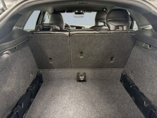 Volvo V40 D4 Geartronic R-Design S&V-Hjul/Drag/Kamera/H/K/Skinn – bild 12