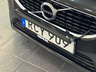 Volvo V40 D4 Geartronic R-Design S&V-Hjul/Drag/Kamera/H/K/Skinn – bild 17
