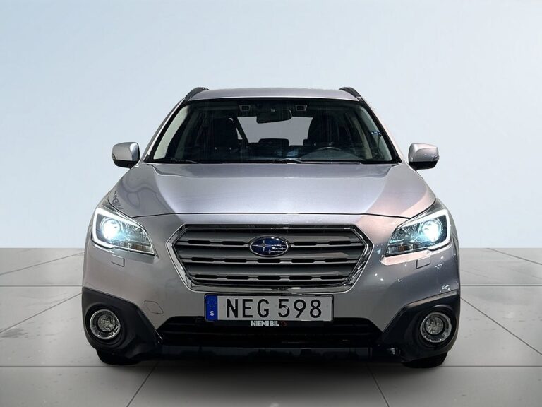 Subaru Outback 2.5 4WD Skinn Drag Kamera Mvärm Kamkedja S/V-hjul
