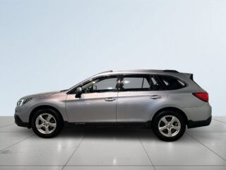Subaru Outback 2.5 4WD Skinn Drag Kamera Mvärm Kamkedja S/V-hjul – bild 4