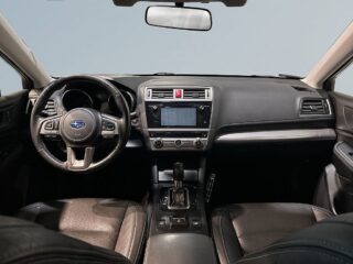 Subaru Outback 2.5 4WD Skinn Drag Kamera Mvärm Kamkedja S/V-hjul – bild 8