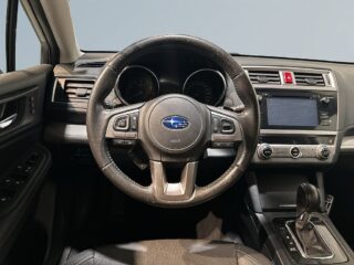 Subaru Outback 2.5 4WD Skinn Drag Kamera Mvärm Kamkedja S/V-hjul – bild 9