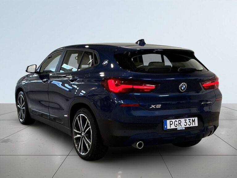 BMW X2 xDrive25e Aut Advantage Kamera Värmare HuD Skinn S&V