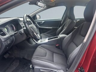 Volvo S60 T4 Automat Momentum MoK/SoV/Norrbottensbil/Isofix/Fhåll – bild 13
