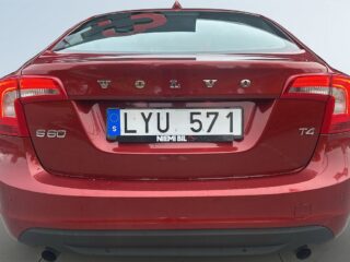 Volvo S60 T4 Automat Momentum MoK/SoV/Norrbottensbil/Isofix/Fhåll – bild 12