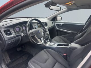 Volvo S60 T4 Automat Momentum MoK/SoV/Norrbottensbil/Isofix/Fhåll – bild 7