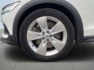 Volvo V60 Cross Country B4 AWD Advanced Pro Edition Kamera/MOMS/Ledramp/SoV – bild 14