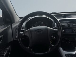 Hyundai Tucson 4WD Drag/SoV-Däck/Värmare/Extraljus – bild 9