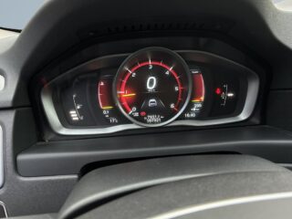 Volvo V70 D4 Momentum Business Edition S&V-Hjul/Dvärm/Bluetooth – bild 15