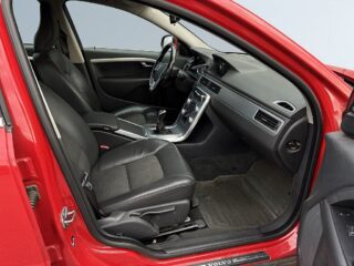 Volvo V70 D4 Momentum Business Edition S&V-Hjul/Dvärm/Bluetooth – bild 10