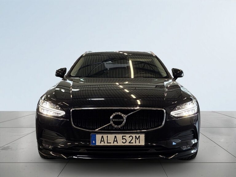 Volvo V90 D4 Momentum S&V/Drag/Psens/Dvärm/Navi/Adfarthållare