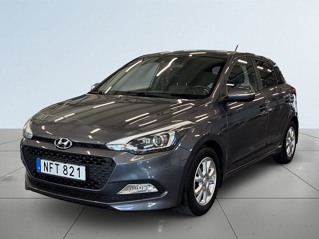 Hyundai i20 1.2 Comfort S&V-Hjul/Psens/Farthållare/Rattvärme/Mvärm