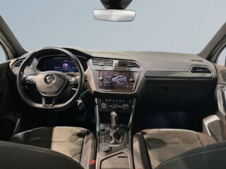 Volkswagen Tiguan 2.0 4Motion GT Cockpit Drag Kamera Dvärm Rattvärme SoV – bild 8