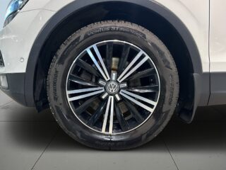 Volkswagen Tiguan 2.0 4Motion GT Cockpit Drag Kamera Dvärm Rattvärme SoV – bild 14