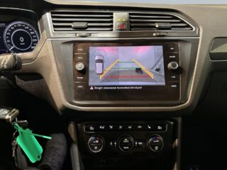 Volkswagen Tiguan 2.0 4Motion GT Cockpit Drag Kamera Dvärm Rattvärme SoV – bild 11