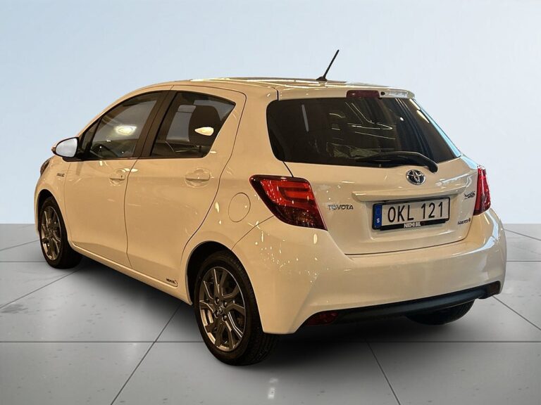 Toyota Yaris Hybrid e-CVT Active Style MoK/Kamera/SoV/AC/Fhåll