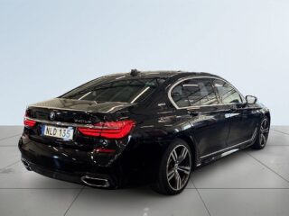 BMW 740 Le xDrive M Sport S&V/LaserLED/SkyLounge Pano/HuD/B&W – bild 6