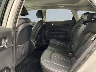 Kia Optima Sport Wagon Plug-in Hybrid Advance Plus S&V/Mvärm/Pano – bild 13