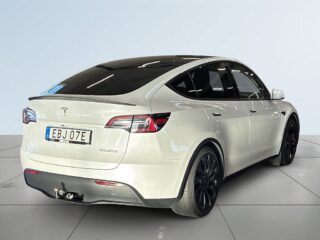 Tesla Model Y Performance S&V-Hjul/Drag/Kamera/Värmepump/Pano/Navi – bild 6