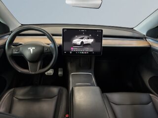 Tesla Model Y Performance S&V-Hjul/Drag/Kamera/Värmepump/Pano/Navi – bild 8