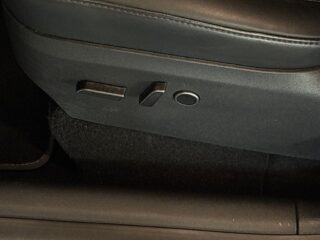 Tesla Model Y Performance S&V-Hjul/Drag/Kamera/Värmepump/Pano/Navi – bild 21