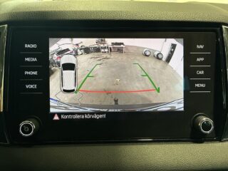Skoda Karoq 1.0 TSI Style Drag Värmare Kamera Canton Skinn S&V – bild 21