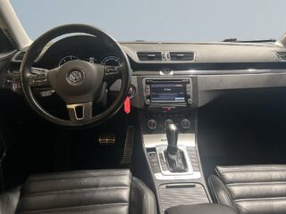 Volkswagen Passat Alltrack 2.0 4M Alltrack Dragkrok M-värmare Backkamera S&V-däck – bild 8