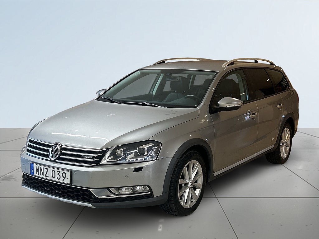 Volkswagen Passat Alltrack 2.0 4M Alltrack Dragkrok M-värmare Backkamera S&V-däck