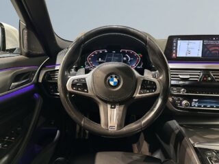 BMW 530D xDrive Touring M Sport Drag Pvärm 360° Pano H/K HuD SoV – bild 9