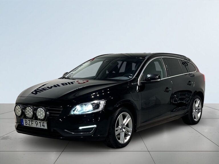 Volvo V60 D5 Twin Engine AWD Momentum Drag Pvärm Psens SoV