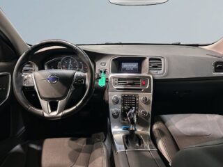Volvo V60 D5 Twin Engine AWD Momentum Drag Pvärm Psens SoV – bild 8