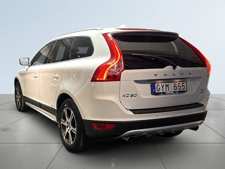 Volvo XC60 D3 AWD Geartronic Summum S&V-Hjul/Motorvärmare/Skinn