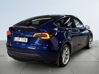 Tesla Model Y Long Range AWD Drag/360°/förkond app/skinn/Pano/S&Vdäck – bild 6