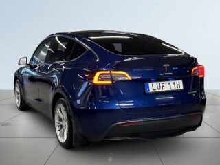 Tesla Model Y Long Range AWD Drag/360°/förkond app/skinn/Pano/S&Vdäck – bild 5
