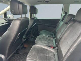 Volkswagen Sharan 7-sits 2.0 TDI 4Motion Kamera/P-Värm/SoV-Däck/M-Värm – bild 12