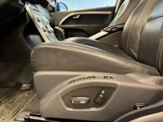 Volvo V70 D4 AWD Classic Drag/Skinn/Elstol/MoK/Dvärm/SoV/Navi – bild 23