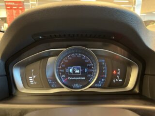 Volvo V70 D4 AWD Classic Drag/Skinn/Elstol/MoK/Dvärm/SoV/Navi – bild 25