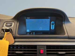 Volvo V70 D4 AWD Classic Drag/Skinn/Elstol/MoK/Dvärm/SoV/Navi – bild 11