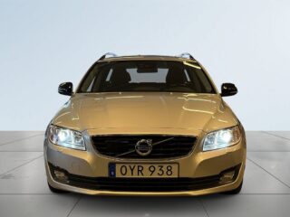 Volvo V70 D4 AWD Classic Drag/Skinn/Elstol/MoK/Dvärm/SoV/Navi – bild 2