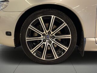 Volvo V70 D4 AWD Classic Drag/Skinn/Elstol/MoK/Dvärm/SoV/Navi – bild 14