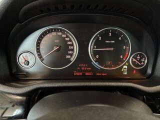 BMW X3 xDrive20d Steptronic xLine S&V-Hjul/Drag/Psens/Mvärm/BT – bild 17