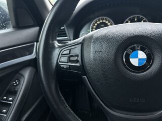 BMW 520d xDrive Touring Drag/SoV-Däck/Elstol/Rattvärm/Psens/Navi – bild 21