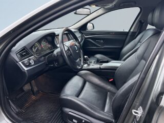 BMW 520d xDrive Touring Drag/SoV-Däck/Elstol/Rattvärm/Psens/Navi – bild 7