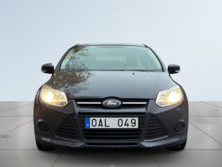 Ford Focus Kombi Trend SoV-Däck/Drag/MoK-Värmare – bild 2