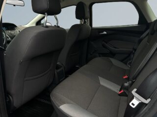 Ford Focus Kombi Trend SoV-Däck/Drag/MoK-Värmare – bild 13
