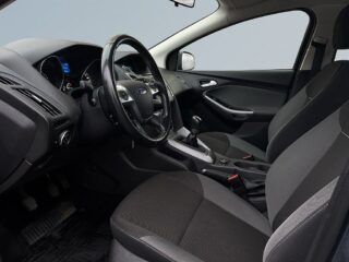 Ford Focus Kombi Trend SoV-Däck/Drag/MoK-Värmare – bild 7