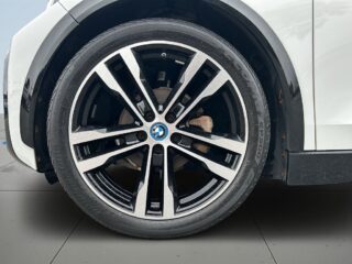 BMW i3 s 120 Ah SoV-Däck/Adaptiv Fart/Kamera/Psens/Navi – bild 14