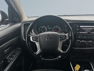 Mitsubishi Outlander PHEV CVT Fleet Edition Dragkrok/Psens/SoV-Däck/Rattvärm – bild 9