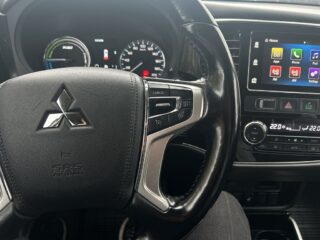 Mitsubishi Outlander PHEV CVT Fleet Edition Dragkrok/Psens/SoV-Däck/Rattvärm – bild 18